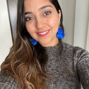 Meet your Posher, Kiana